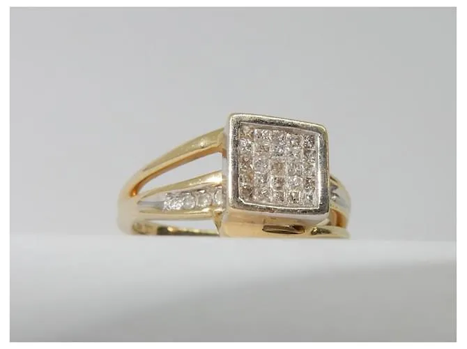 Autre Marque Anillo cuadrado antiguo en oro y diamantes Dorado 