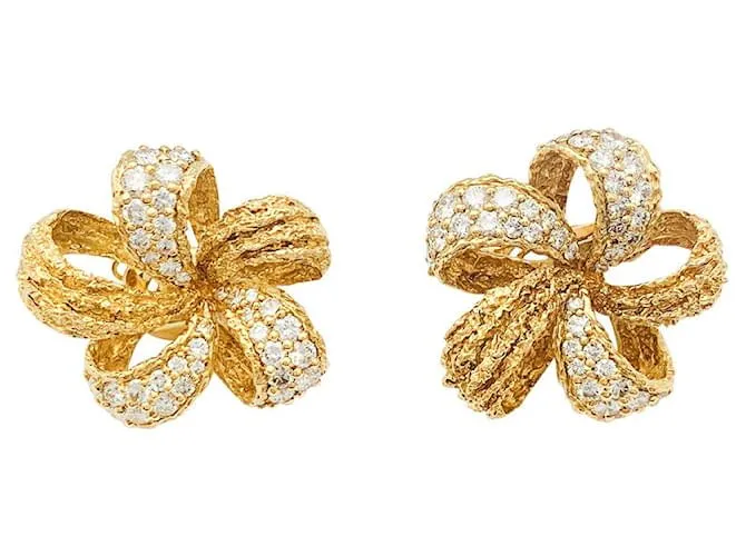 Autre Marque Pendientes m.Gerard en oro amarillo y diamantes. 