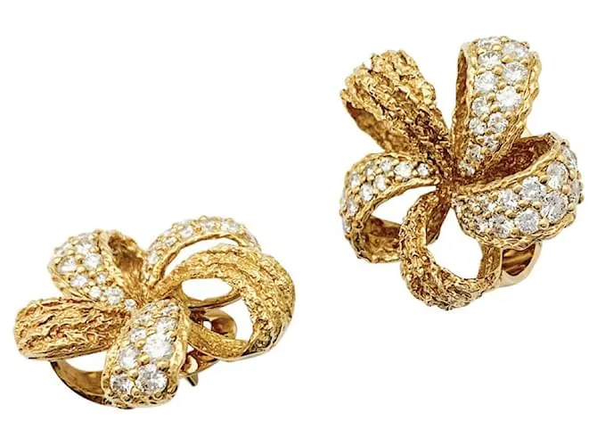 Autre Marque Pendientes m.Gerard en oro amarillo y diamantes. 