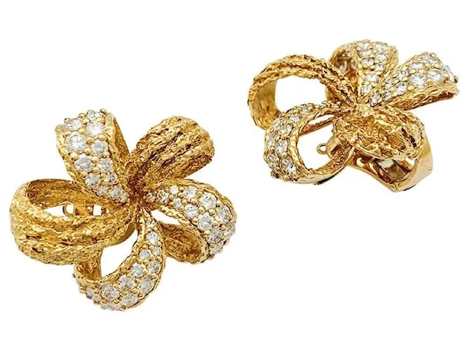 Autre Marque Pendientes m.Gerard en oro amarillo y diamantes. 