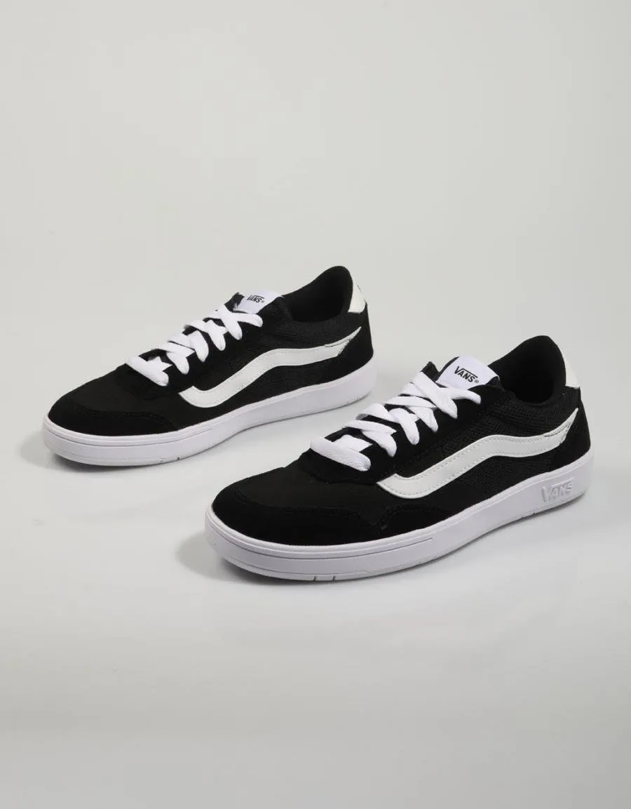  baskets VANS Cruze en Noir 82008