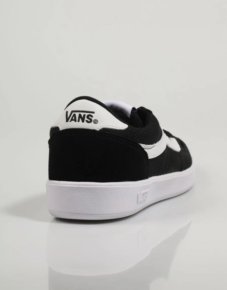  baskets VANS Cruze en Noir 82008