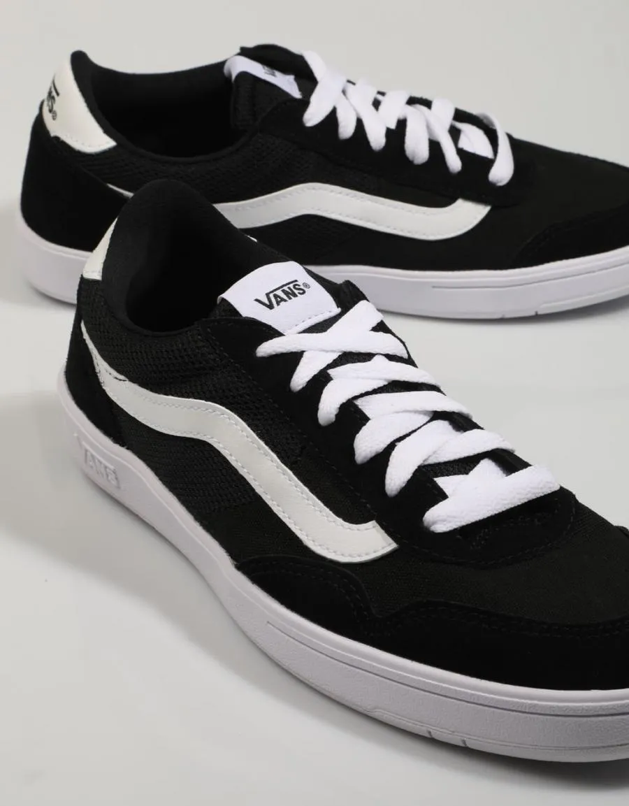  baskets VANS Cruze en Noir 82008