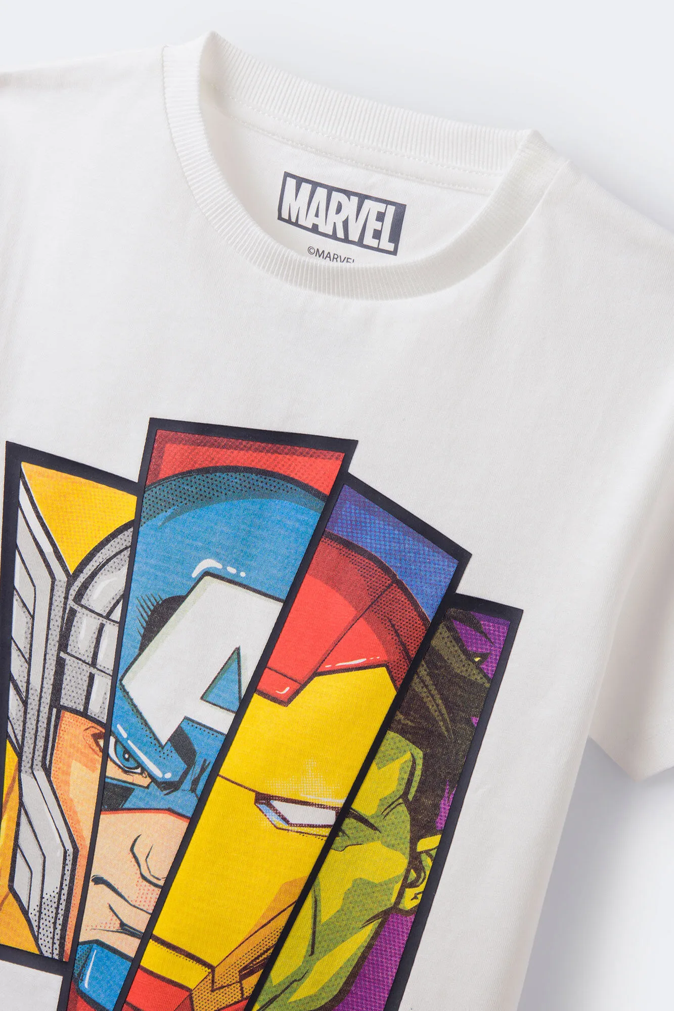 Camiseta Avengers niño