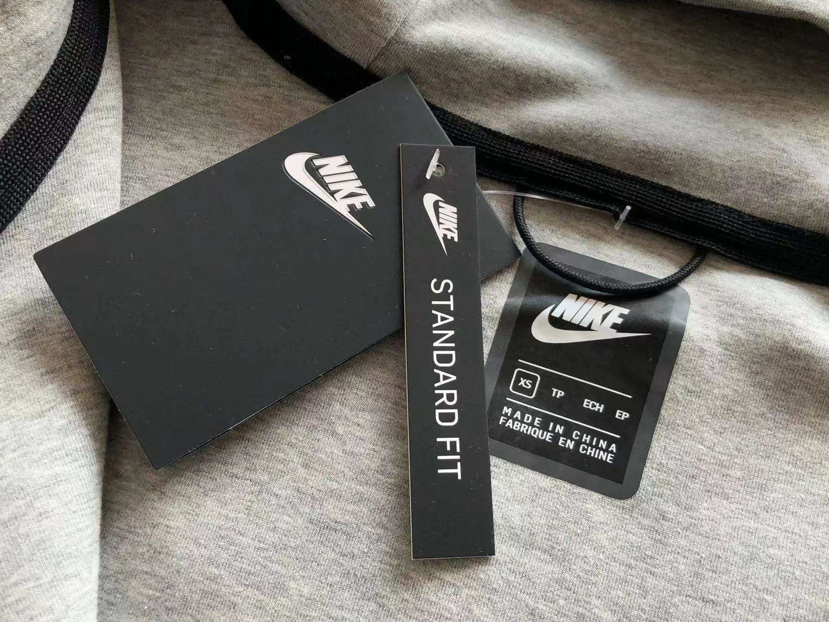 Conjunto de Chándal Nike Tech Fleece Gris