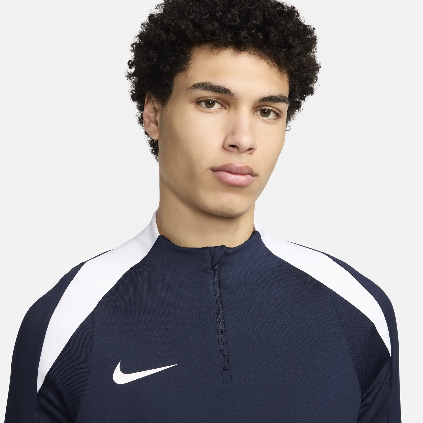 Nike Dri-FIT Strike