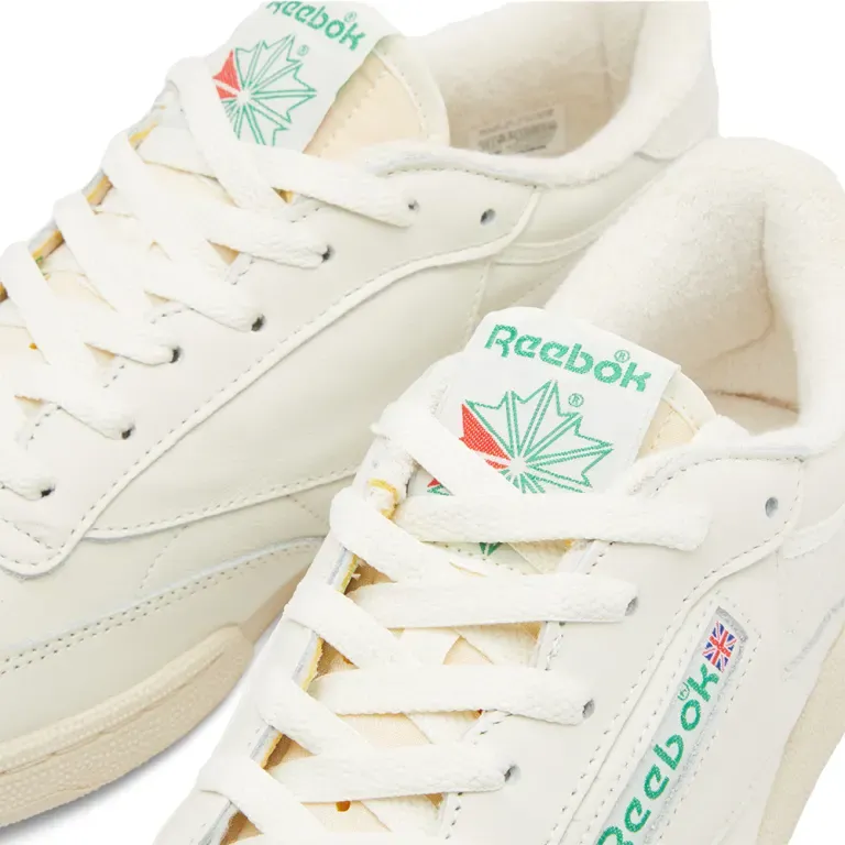 REEBOK CLUB C 1985 TV  SNEAKERS CHALK, PAPER WHITE & GREEN